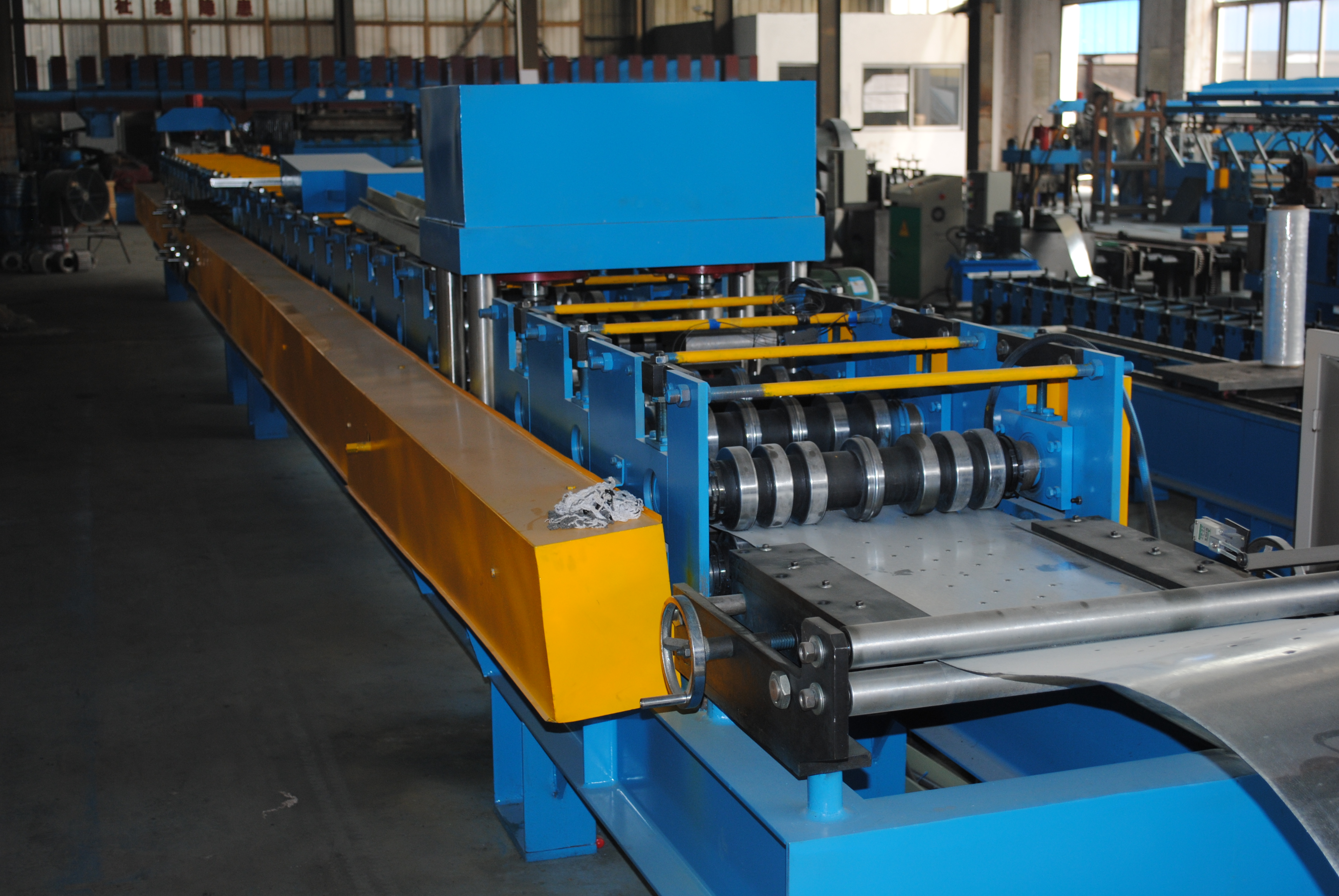 testing cold roll forming machine with panel