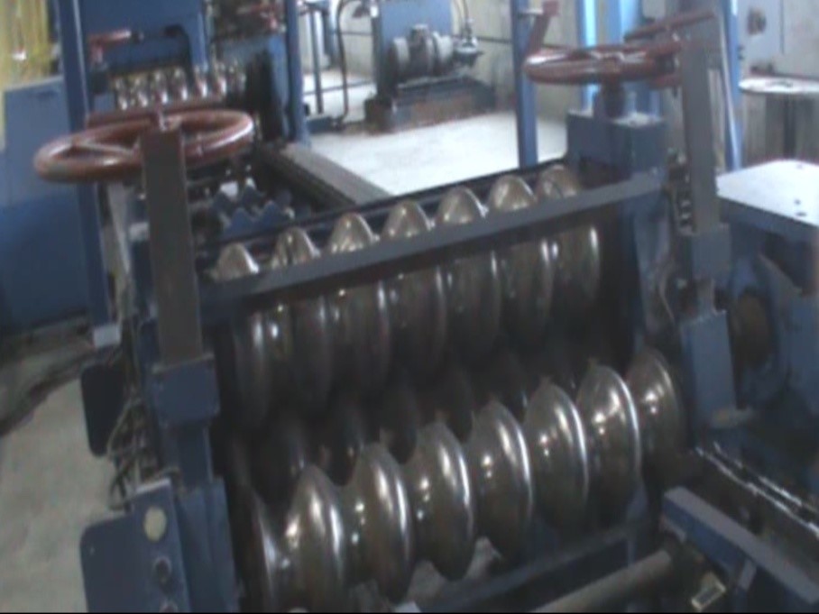 corruaged forming machine